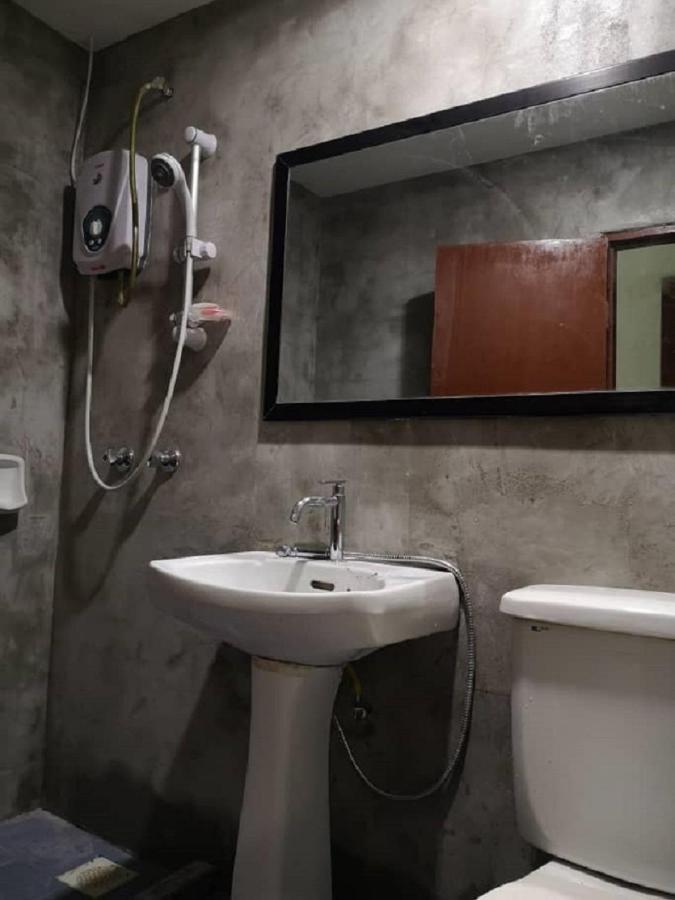 Hotel Sarina Mukah Εξωτερικό φωτογραφία