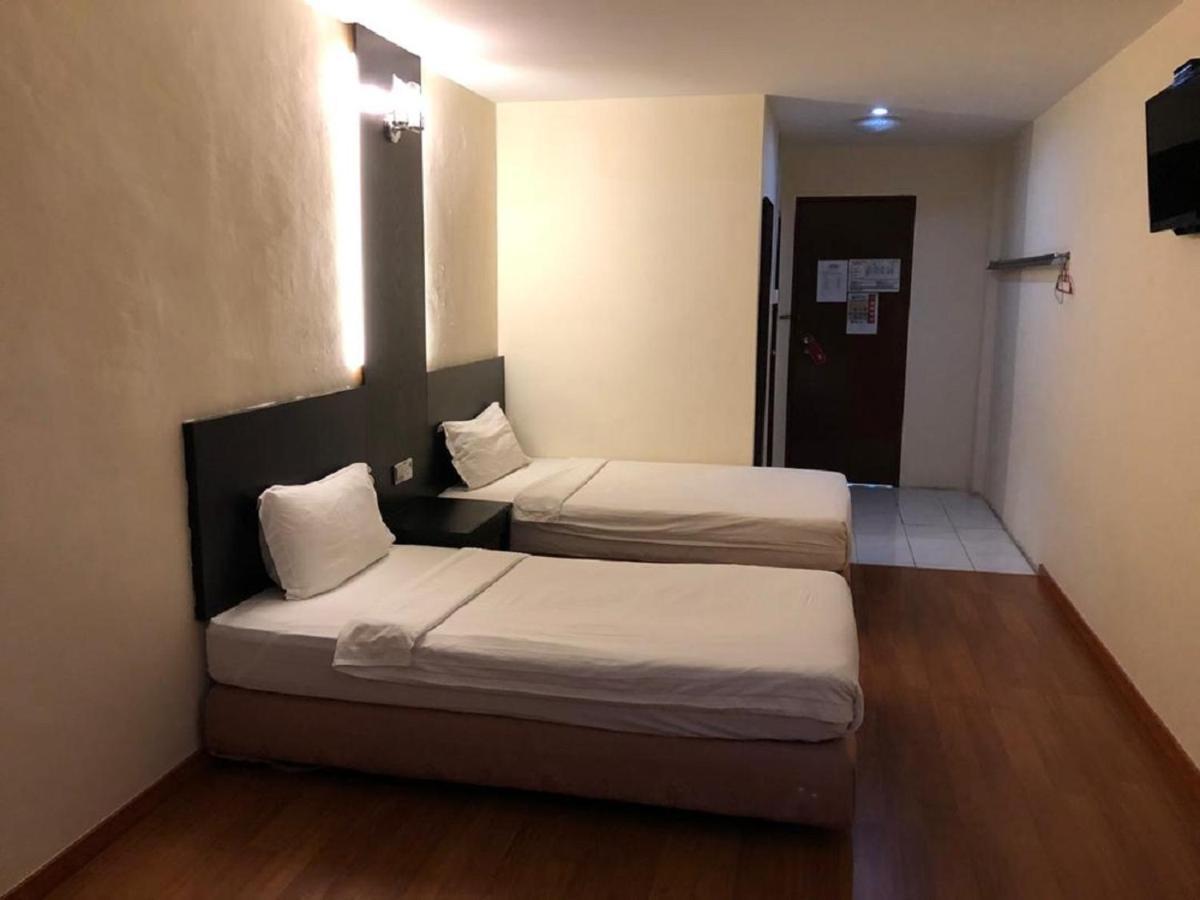 Hotel Sarina Mukah Εξωτερικό φωτογραφία